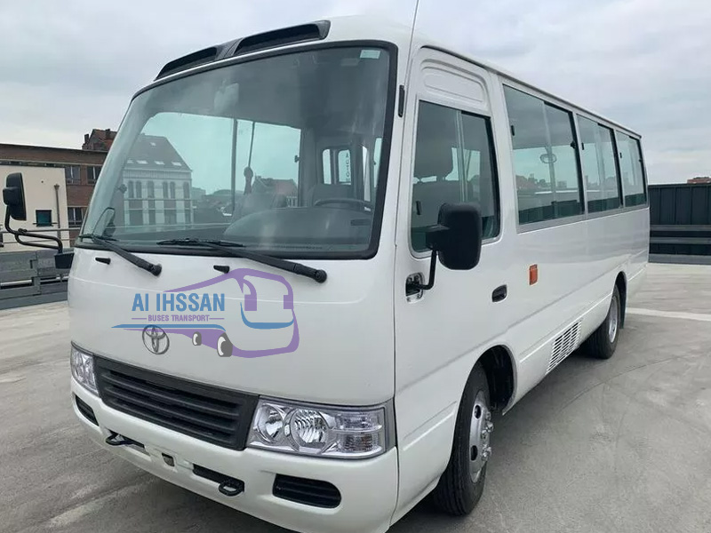22 seater luxury bus